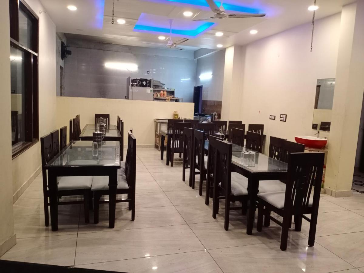 Rahul Hotel & Restaurant Масурі Екстер'єр фото