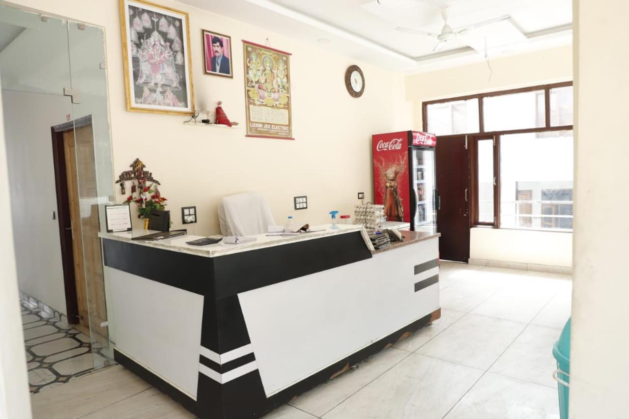 Rahul Hotel & Restaurant Масурі Екстер'єр фото