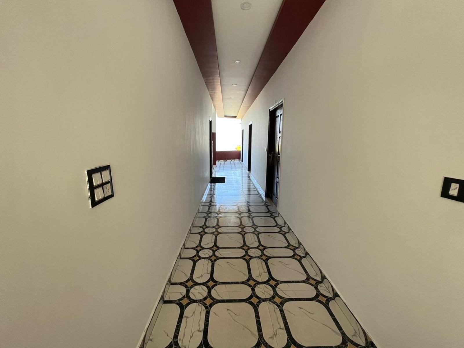Rahul Hotel & Restaurant Масурі Екстер'єр фото