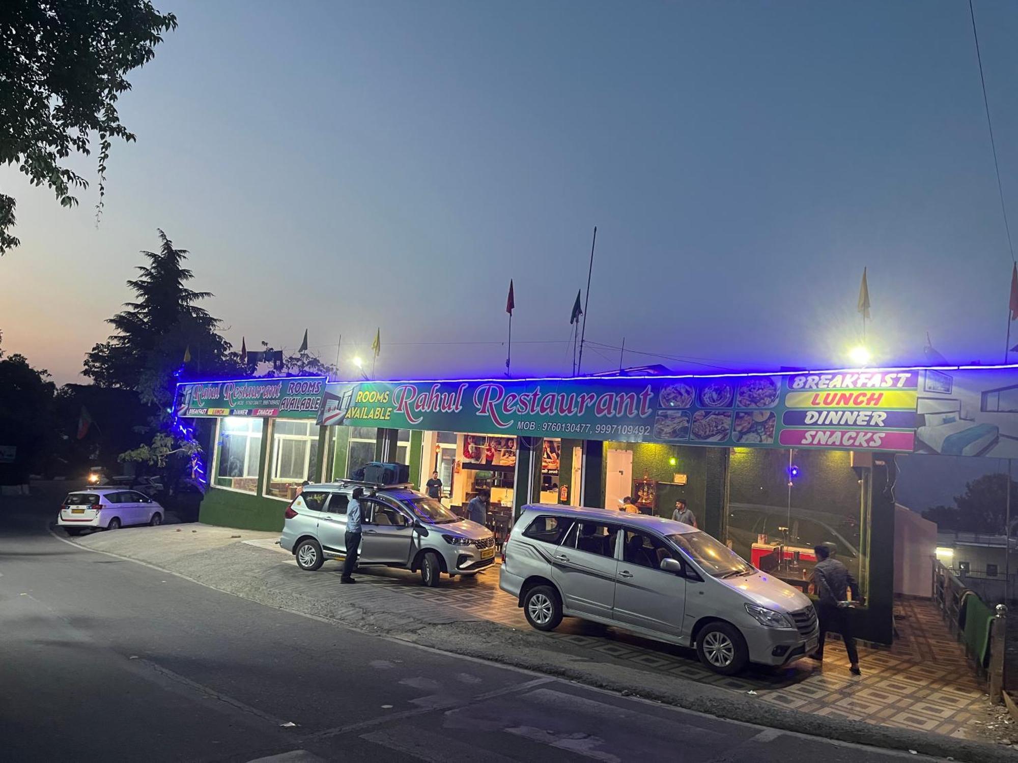 Rahul Hotel & Restaurant Масурі Екстер'єр фото