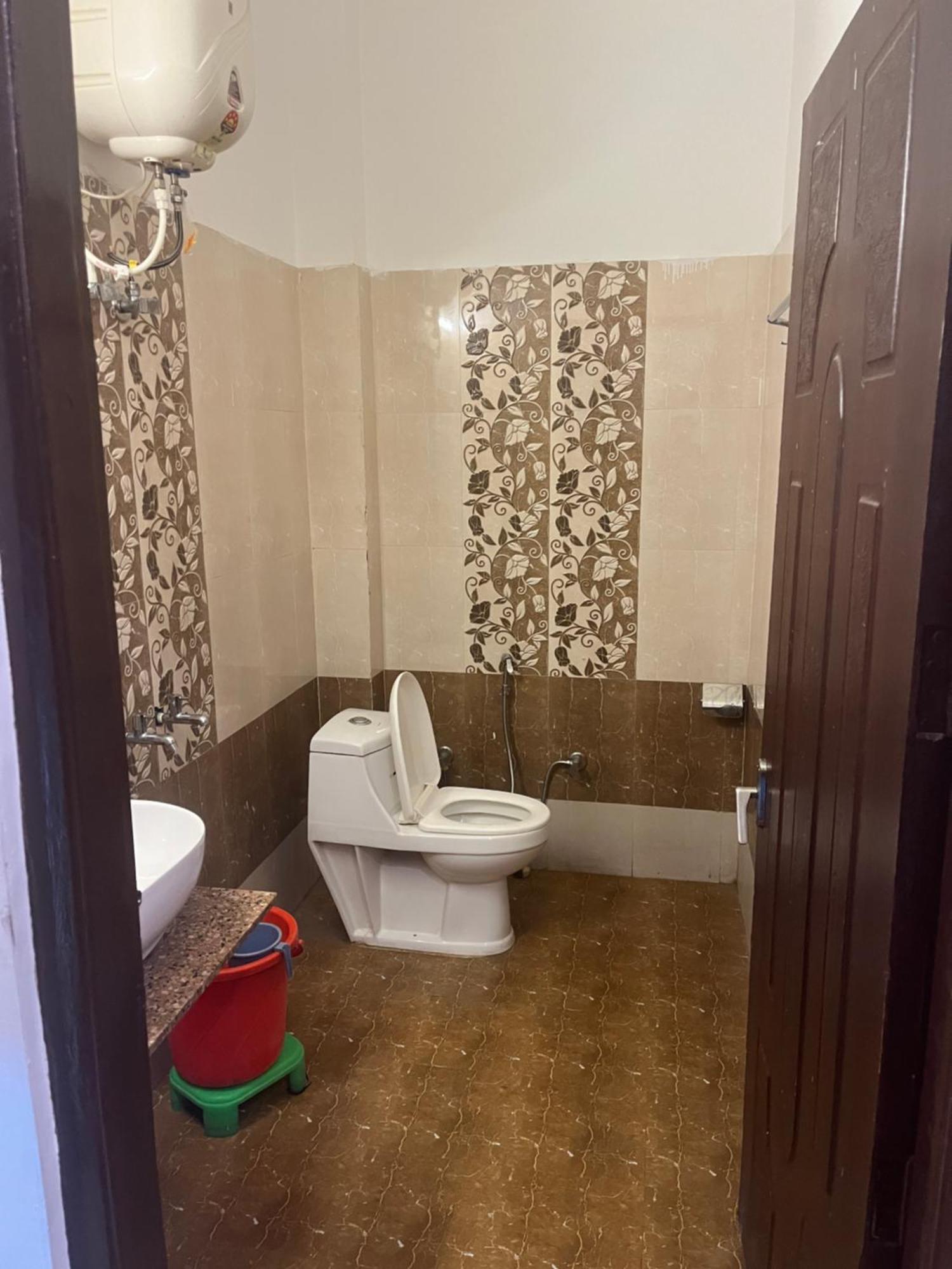 Rahul Hotel & Restaurant Масурі Екстер'єр фото