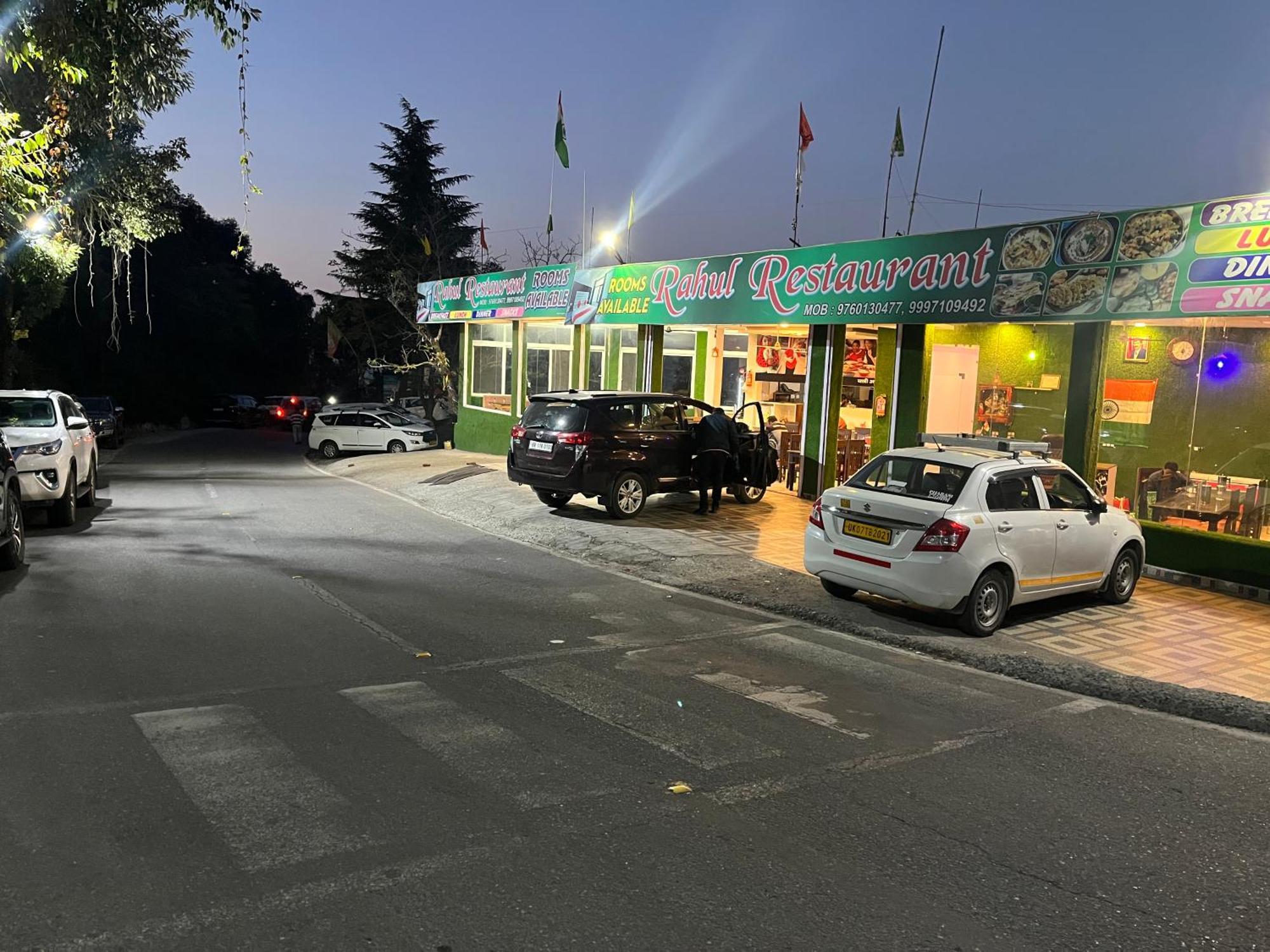 Rahul Hotel & Restaurant Масурі Екстер'єр фото