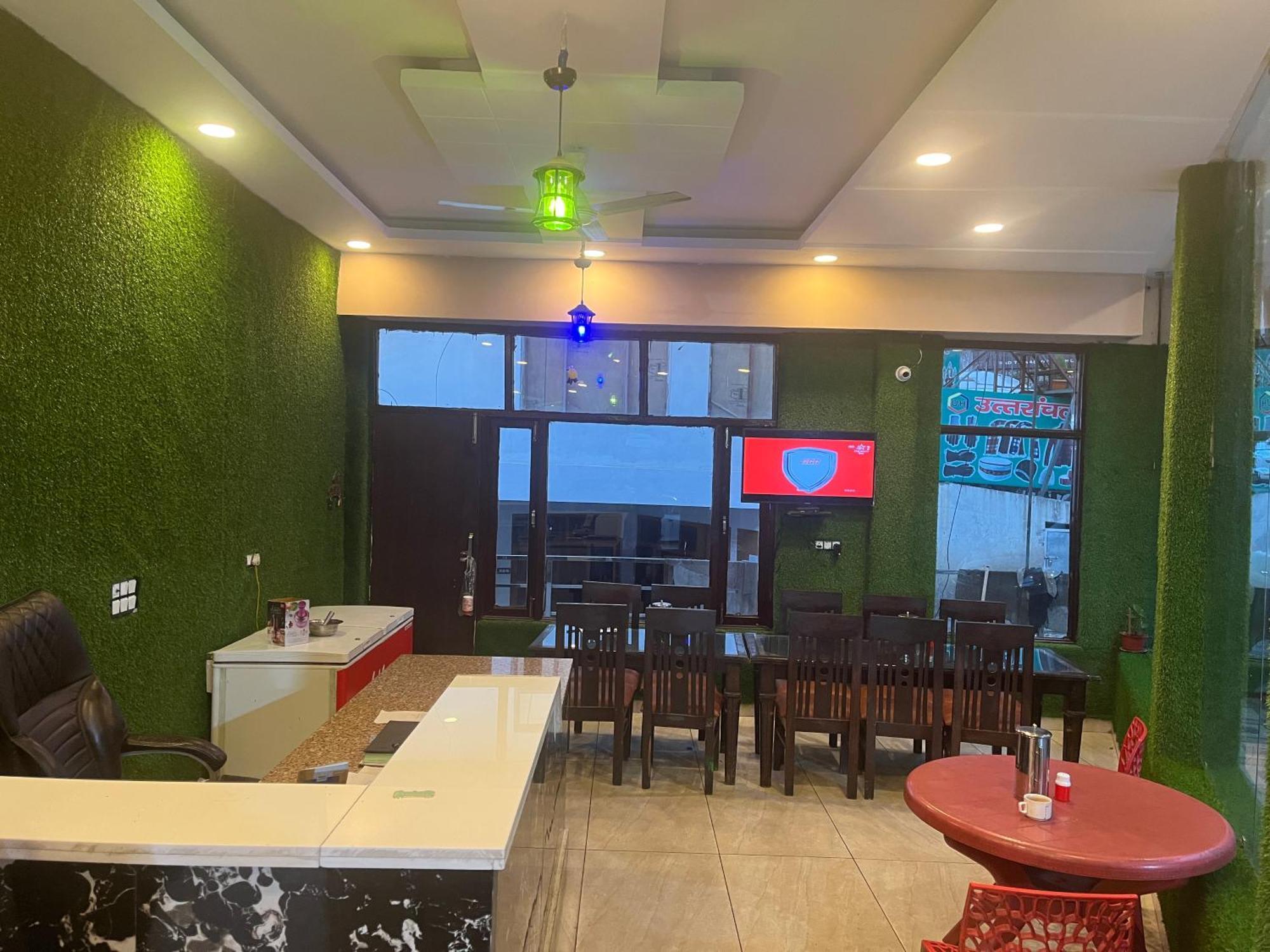 Rahul Hotel & Restaurant Масурі Екстер'єр фото
